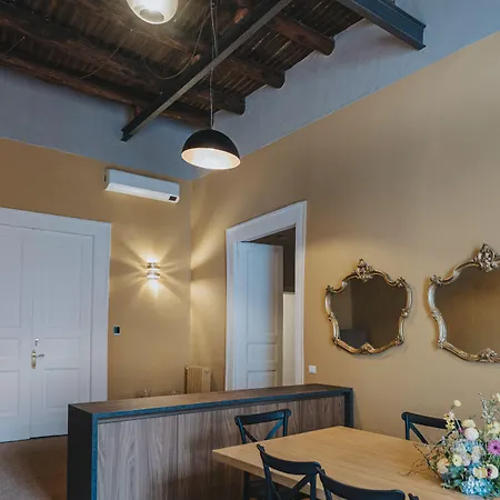 Palazzo Pandola - Luxury 4* Nápoles