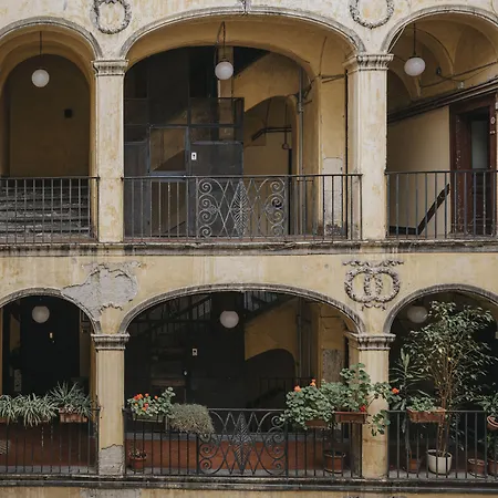 Palazzo Pandola - Luxury 4* Nápoles